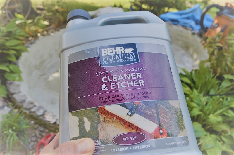 Landscaping Restoring a Concrete Pond Repairing Cracks, Parging