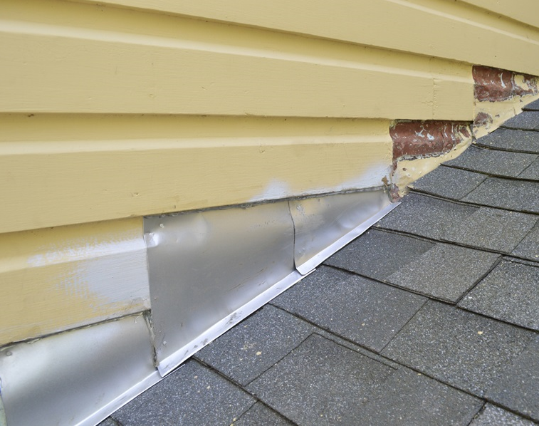 Replacing Roof Flashing at a SideWall